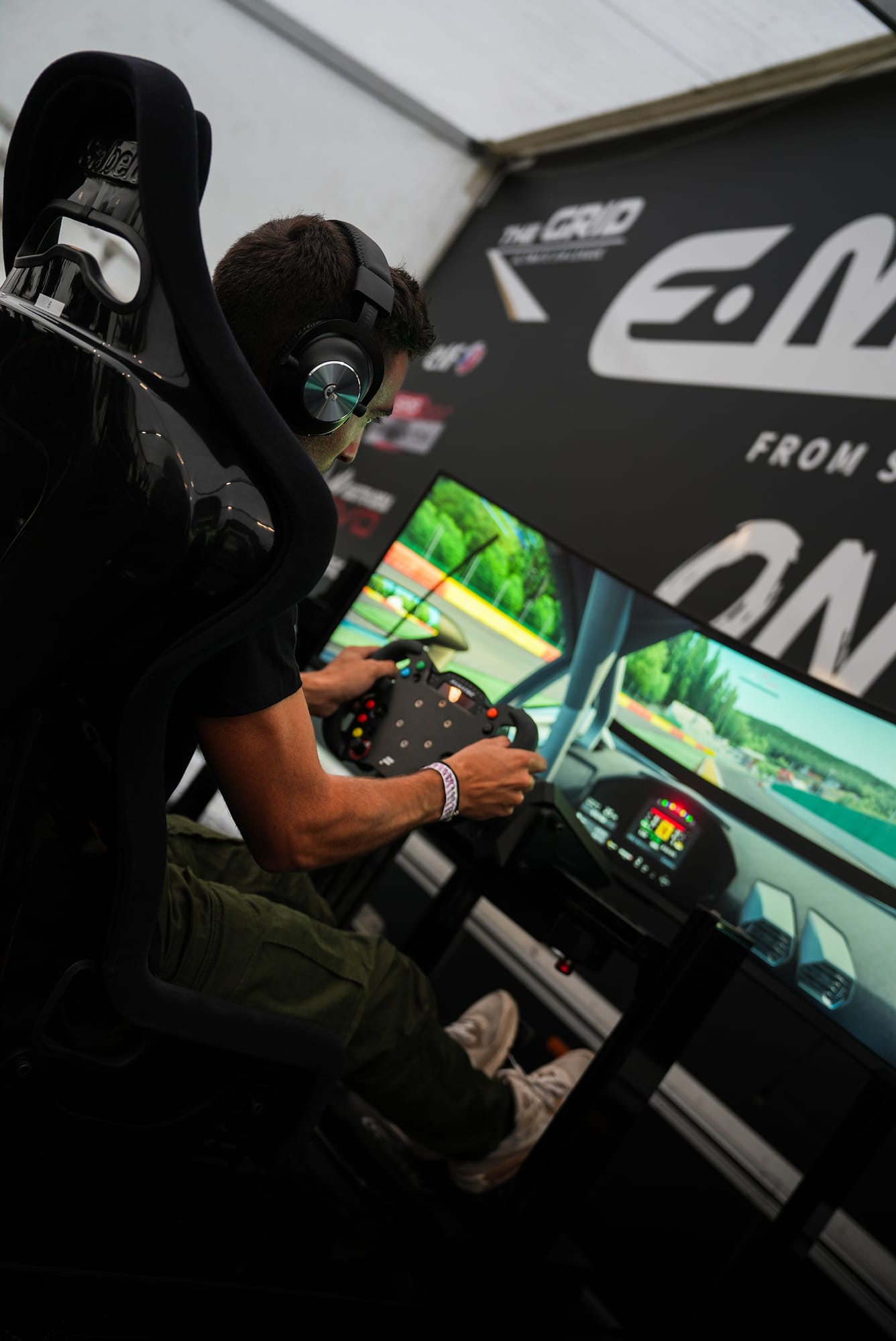 E-MOTION ON TOUR — simulateurs de course